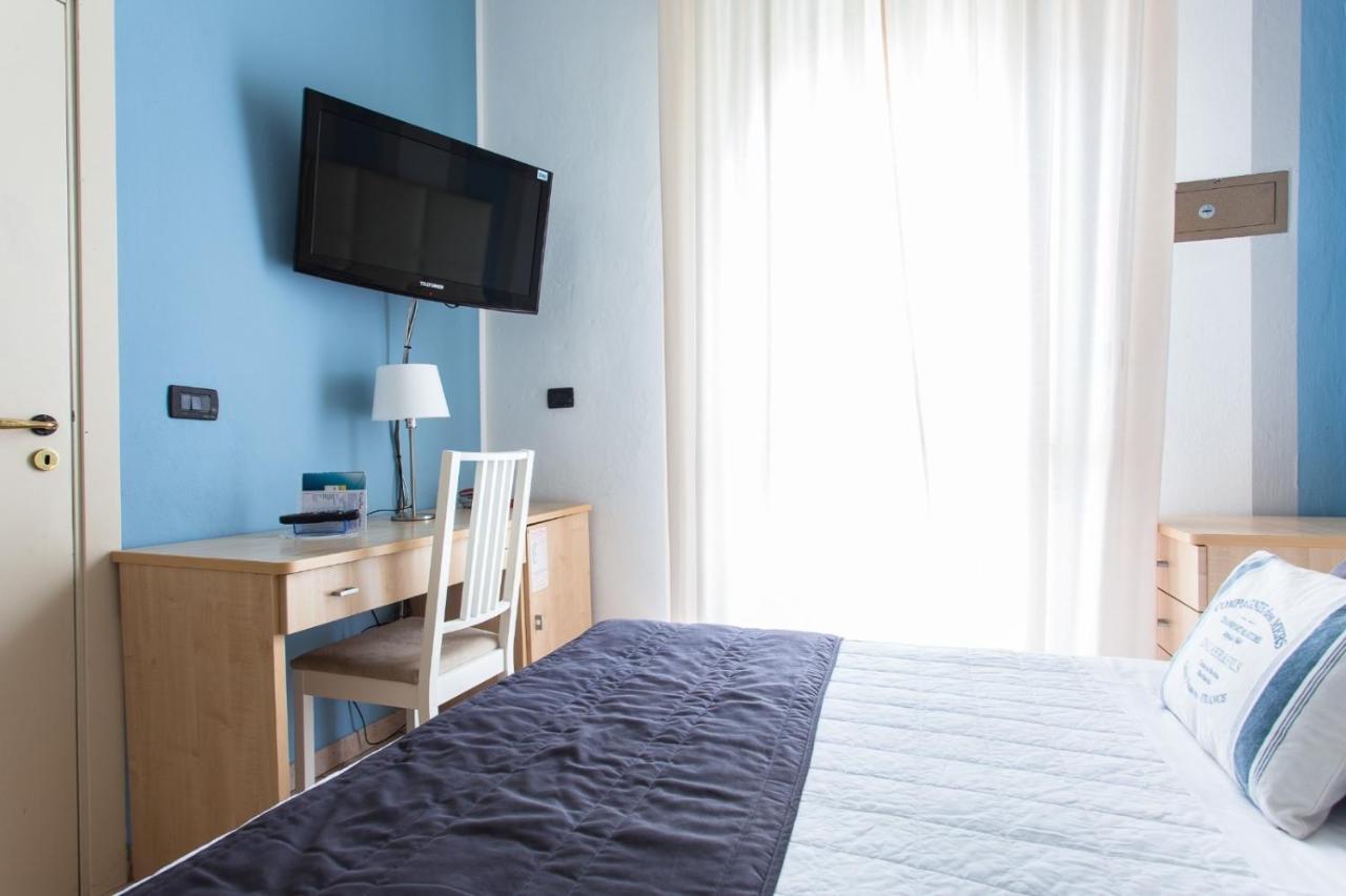 Hotel Flora Milano Marittima Eksteriør bilde