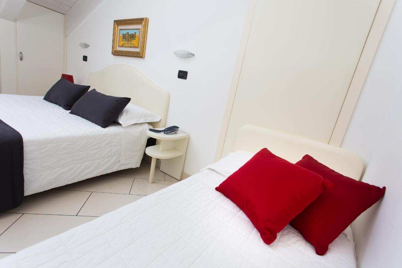 Hotel Flora Milano Marittima Eksteriør bilde